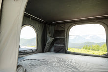 Load image into Gallery viewer, Smittybilt Aluminum Pop-Up Rtt 2986 - Additional View 7