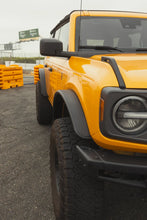 Load image into Gallery viewer, Smittybilt Bronco Front Aluminum Fender Pair (21+ Bronco 4DR) 61770W - Back View