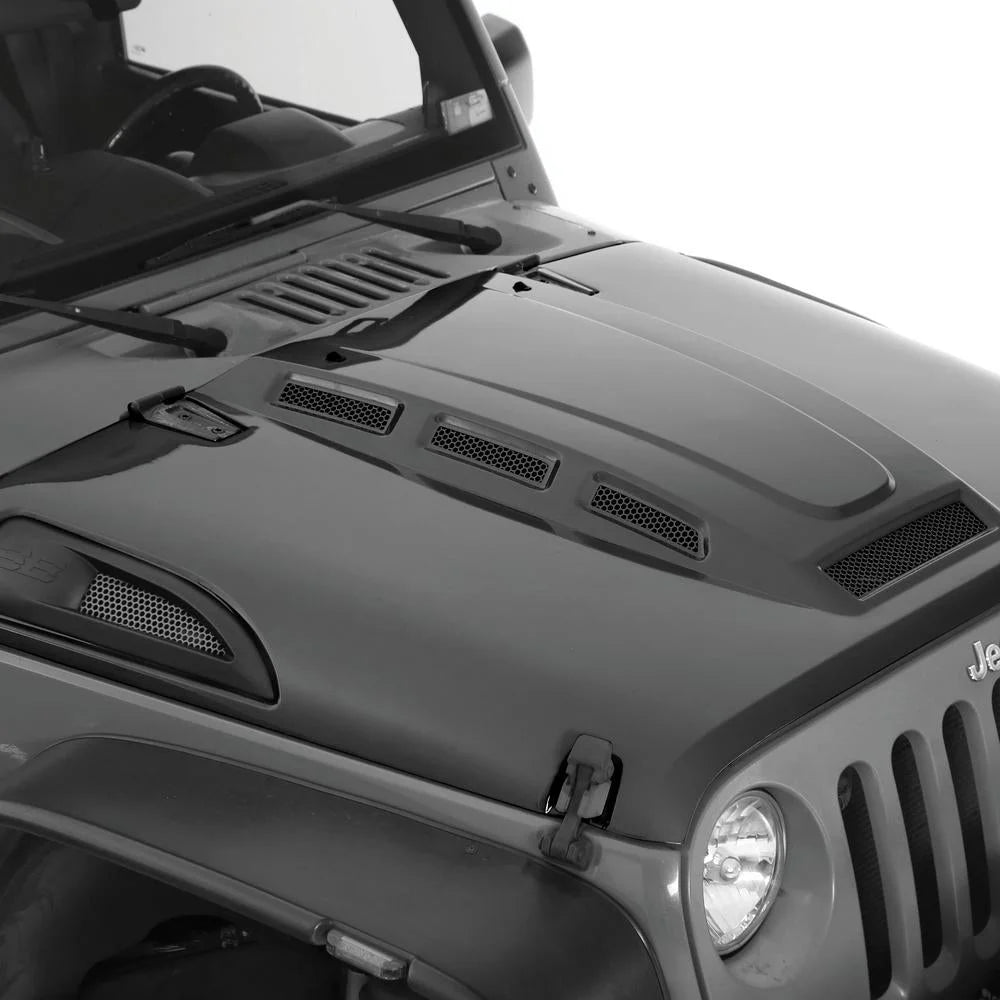 Smittybilt H.E.M.I Vented Hood - Unpainted fits 2007-2018 Jeep Wrangler JK / JKU - Installation View