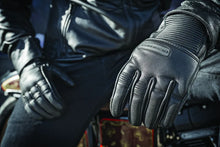 Load image into Gallery viewer, Speed and Strength Off the Chain Leather Gloves Black - Small - Detail View