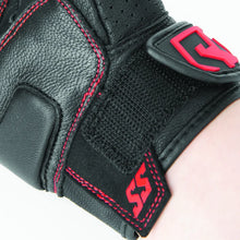 Load image into Gallery viewer, Speed and Strength Twist of Fate Leather Gloves Black/Red - Small - Additional View 6