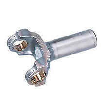 Load image into Gallery viewer, Strange Engineering Trans. Yoke - GM TH400 32-Spline 1350 Series U1650