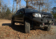 Load image into Gallery viewer, Superlift 05-20 Toyota Tacoma 4WD (Excl TRD Pro Models) - w/ King Shocks 3in Lift Kit - Side View