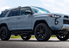 Load image into Gallery viewer, Superlift 07-14 Toyota FJ Cruiser/ 10-22 Toyota 4Runner 3in Lift Kit w/Upper Controls Arms - Side View