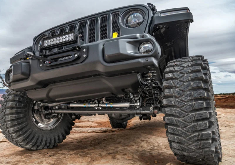 Superlift 18-20 Jeep Wrangler JL/2020 Jeep Gladiator JT 4WD - Dual Steering Stabilizer Kit Bilstein - Installation View