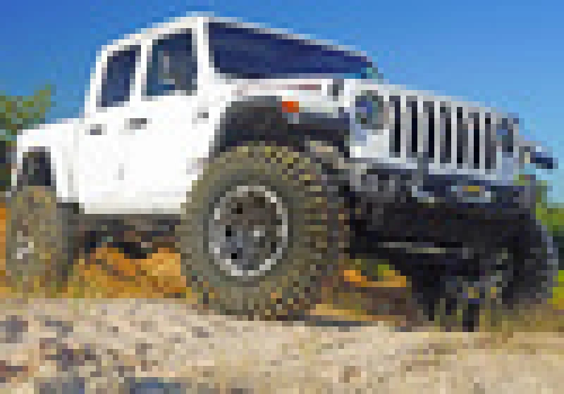 Superlift 2020 Jeep Gladiator JT 4in Dual Rate Coil Lift Kit w/ Superlift FOX Shocks - Detail View