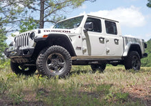 Load image into Gallery viewer, Superlift 2020 Jeep Gladiator JT Including Rubicon 4 DR 4WD 2.5in Leveling Kit - Side View