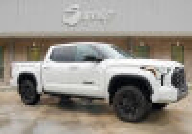 Superlift 22-24 Toyota Tundra 4WD (w/o AVS System / No PRO Models) 3in. Lift Kit - Side View