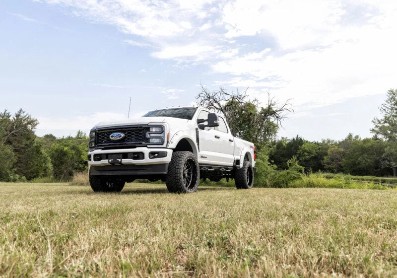 Superlift 23-24 Ford F250/F350 Diesel ONLY 4in Lift Kit w/King Coilover Shocks - Side View