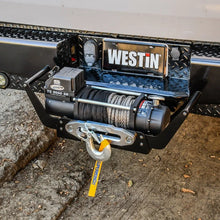 Load image into Gallery viewer, Superwinch 9500 LBS 2in Receiver Cradle (SX 10000 / Talon 9.5 / Tiger Shark 9500 / LP 8500/10000) - Installation View