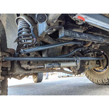 Load image into Gallery viewer, Synergy 03-13 Ram 1500/2500/3500 4x4 Heavy Duty Steering Kit - Installation View