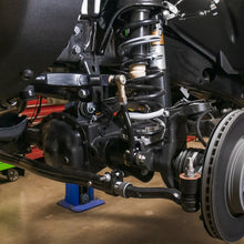 Load image into Gallery viewer, Synergy 2018+ Jeep Wrangler JL/JLU / 2020+ JT Front Sway Bar Links - Back View