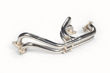 Load image into Gallery viewer, TR TR-ES1002 Gen 2 Twin Scroll Equal Length Exhaust Manifold with 3 Bolts Up-Pipe for EJ20/25 - Additional View 5