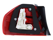 Load image into Gallery viewer, TYC Taillight 11-0907-00 - Side View