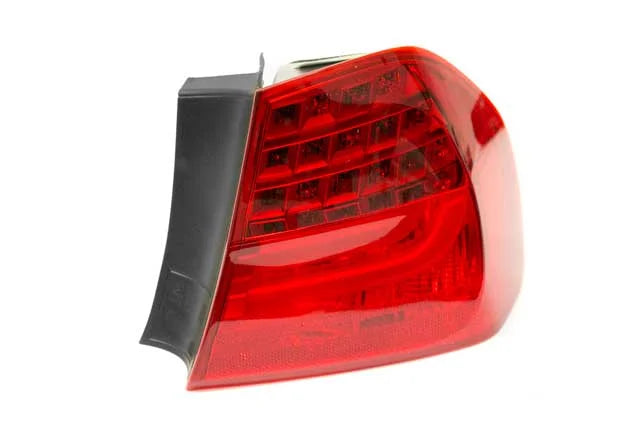 TYC Taillight 11-11677-90-9