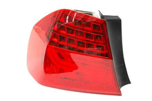 Load image into Gallery viewer, TYC Taillight 11-11678-90-9