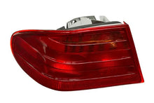 Load image into Gallery viewer, TYC Taillight 11-5190-00