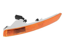 Load image into Gallery viewer, TYC Turn Signal Light 12-5258-00
