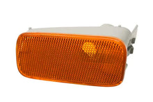 Load image into Gallery viewer, TYC Turn Signal Light 18-6066-01