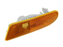 Load image into Gallery viewer, TYC Turn Signal Light 18-6068-01