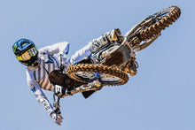 Load image into Gallery viewer, ThorLAUNCHMODE Vented Raid Jersey - White/Gray - Large29108252 - Additional View 5