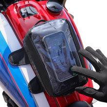 Load image into Gallery viewer, Thrashin Supply Co. Magnetic Tank Bag - 3.5L - Black - Additional View 5