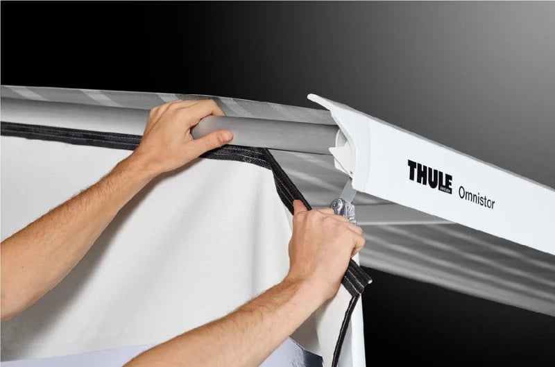 Thule Rain Blocker G2 Side Panel (Small) - Silver - Installation View