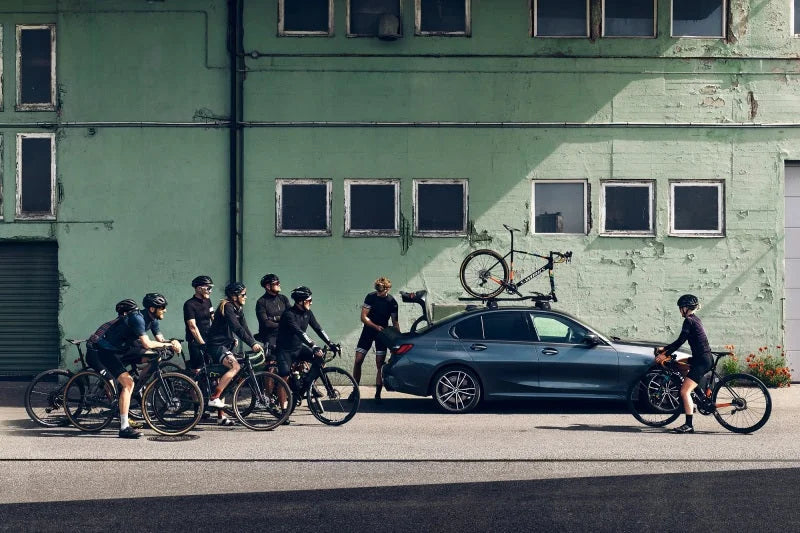 Thule TopRide Fork-Mounted Roof Bike Rack (Fits 9-15mm Thru-Axle & Standard 9mm Quick-Release Bikes) - Additional View 10