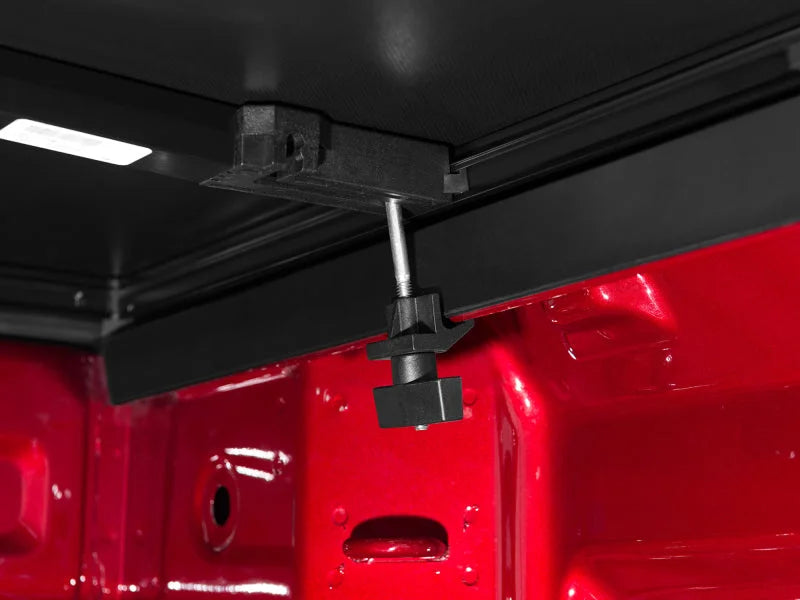 Tonno Pro 05-15 Toyota Tacoma 5ft Fleetside Tonno Fold Tri-Fold Tonneau Cover - Additional View 9
