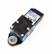 Load image into Gallery viewer, Torque Solution Billet MAC Valve Mount Bracket - For 3/4 Port MAC Solenoid Valves - Detail View
