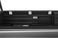 Load image into Gallery viewer, Truxedo 17-20 Honda Ridgeline 4ft 8in Lo Pro Bed Cover - Additional View 6