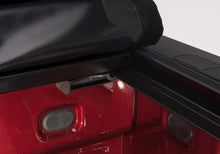 Load image into Gallery viewer, Truxedo 17-20 Honda Ridgeline 4ft 8in Pro X15 Bed Cover - Installation View