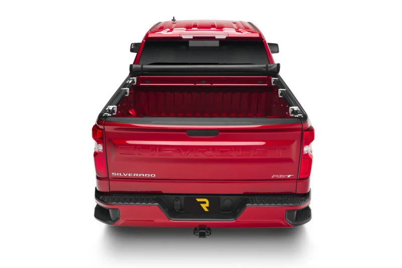 Truxedo 19-20 GMC Sierra & Chevrolet Silverado 1500 (New Body) 5ft 8in TruXport Bed Cover - Installation View