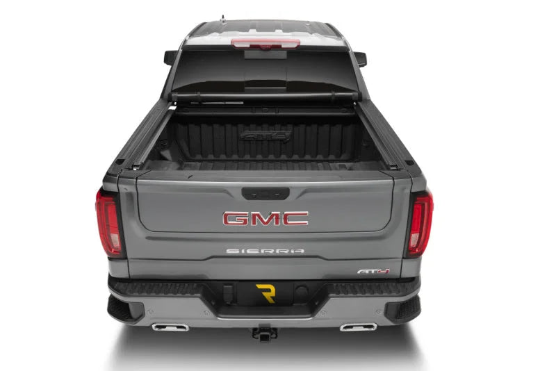 Truxedo 19-20 GMC Sierra & Chevrolet Silverado 1500 (New Body) w/o Tailgate 5ft 8in Pro X15 BedCover - Side View