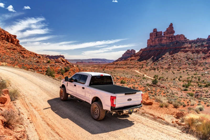Truxedo 2020 GMC Sierra & Chevrolet Silverado 2500HD & 3500HD 6ft 9in Sentry CT Bed Cover - Additional View 7