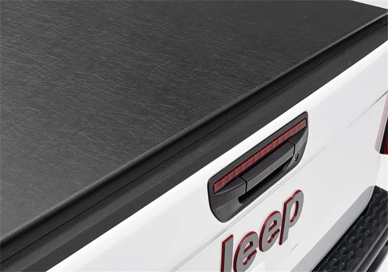 Truxedo 2020 Jeep Gladiator 5ft Lo Pro Bed Cover - Additional View 5