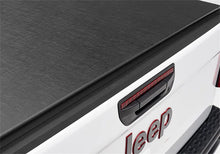 Load image into Gallery viewer, Truxedo 2020 Jeep Gladiator 5ft Lo Pro Bed Cover - Additional View 5