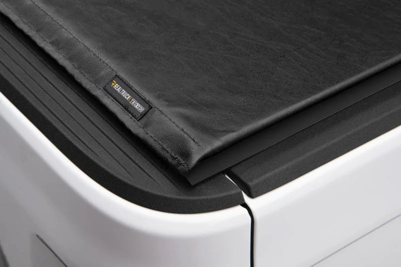 Truxedo 2020 Jeep Gladiator 5ft Lo Pro Bed Cover - Additional View 8