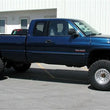 Load image into Gallery viewer, Tuff Country 00-02 Dodge Ram 2500 4x4 4.5in Arm Lift Kit (No Shocks) - Detail View