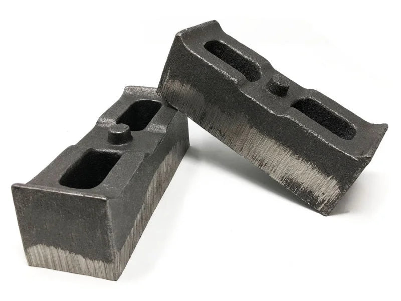 Tuff Country 01-10 Chevy Silverado 2500HD/3500 4wd 2in Cast Iron Lift Blocks Pair - Side View