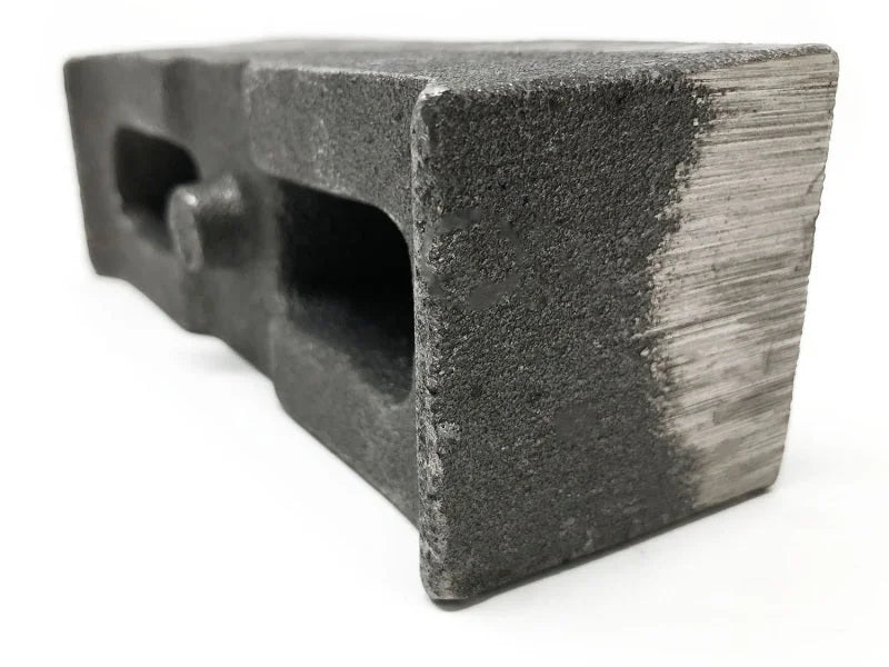 Tuff Country 01-10 Chevy Silverado 2500HD/3500 4wd 2in Cast Iron Lift Blocks Pair - Detail View