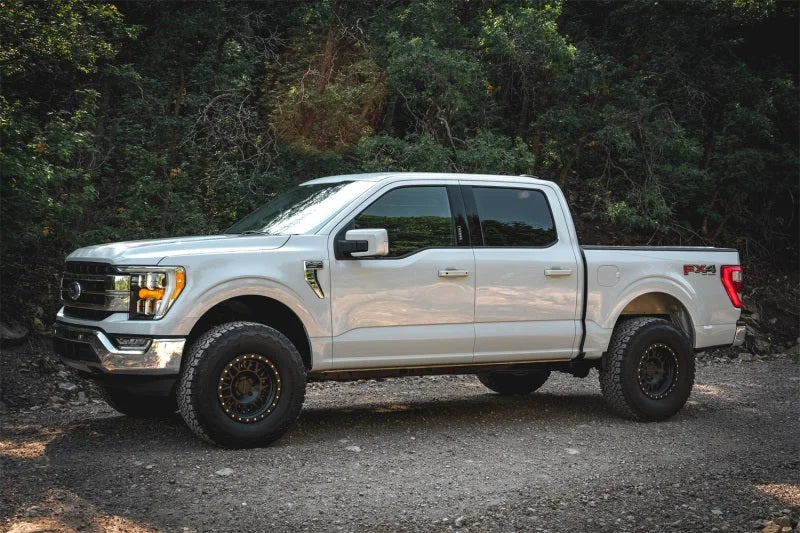 Tuff Country 21-23 Ford F-150 4x4 3in Front Lift Kit with Shocks - Installation View