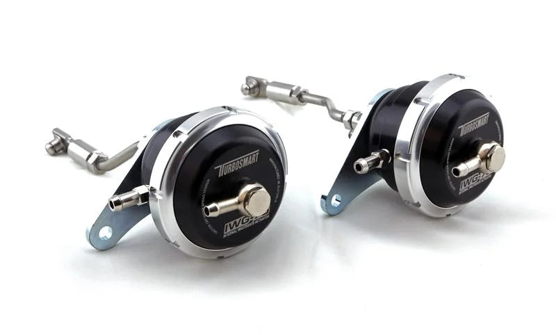 Turbosmart 08+ Nissan R35 GT-R 7 PSI Internal Twin Port Wastegate Kit - Side View