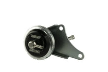 Load image into Gallery viewer, Turbosmart IWG75 GTX28R 7 PSI Black Internal Wastegate Actuator - Main Product View