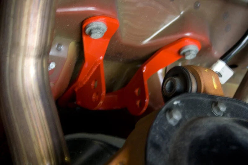 UMI Performance 05-10 Ford Mustang Upper Control Arm Mount - Side View