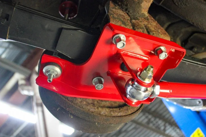 UMI Performance 70-81 GM F-Body Leaf Spring Traction Bars with Mounts - Installation View