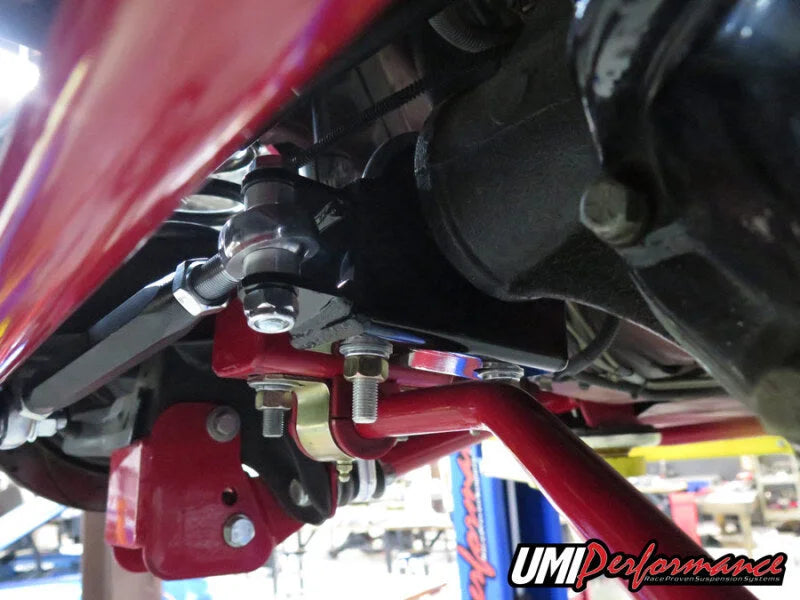 UMI Performance 82-02 GM F-Body Competition Panhard Bar Lowering/Leveling Kit - Back View