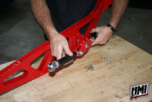 Load image into Gallery viewer, UMI Performance 82-02 GM F-Body Fabricated Watts Link Factory Rear End - Additional View 5