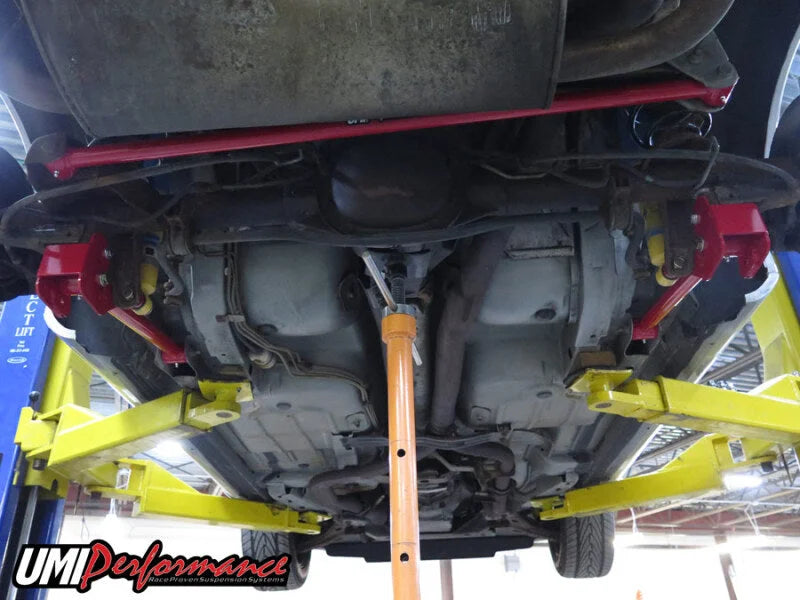 UMI Performance 82-02 GM F-Body Tubular Lower Control Arms Non-Ajustable Panhard Bar Kit - Additional View 5
