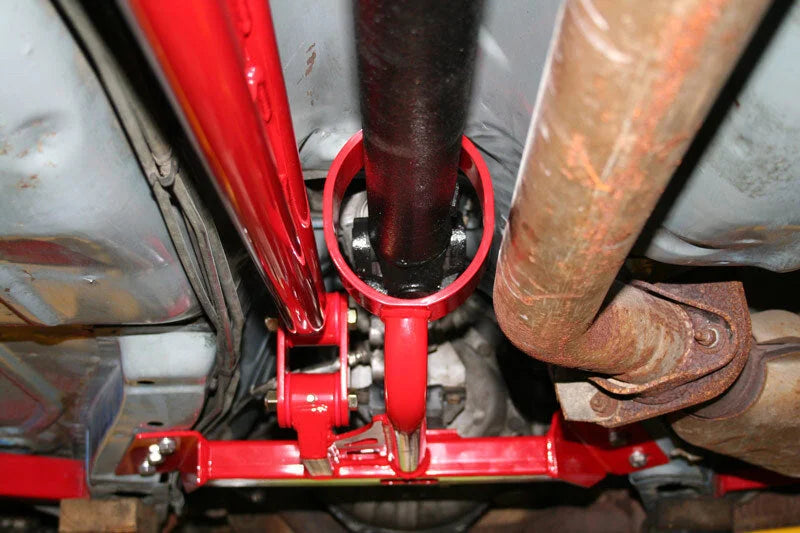 UMI Performance 82-92 GM F-Body Tunnel Mounted Torque Arm- Fits TH400 Transmission - Installation View